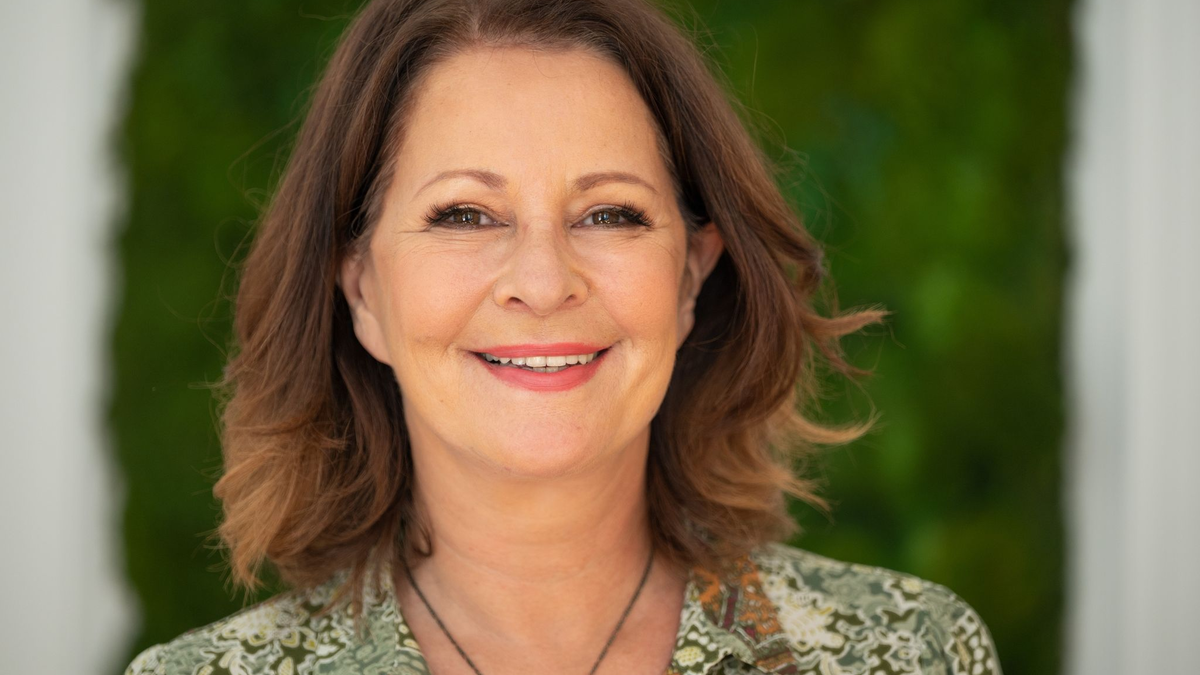 Die Psychologin und Autorin Stefanie Stahl in Trier. - Foto: Harald Tittel/dpa