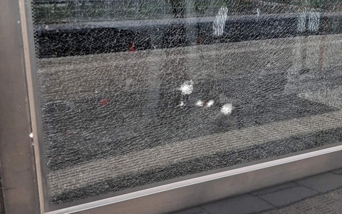 BPOLI MD: Zeugenaufruf der Bundespolizei: Vermutliche Steinwürfe auf Scheiben von Intercityexpress und Regionalbahn - Foto: presseportal.de