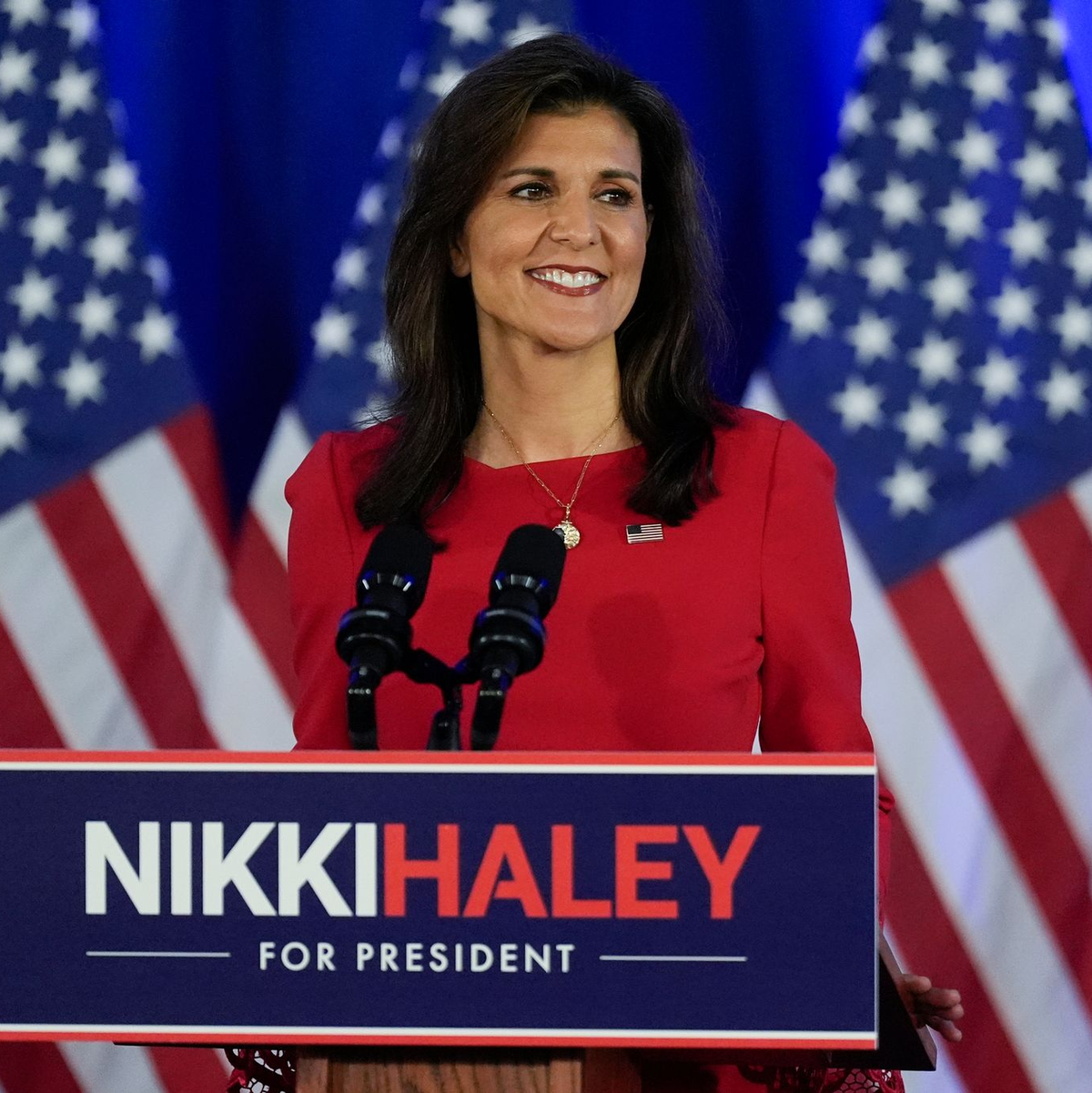 Stellte sich nach ihrem Ausstieg aus dem Rennen um die Präsidentschaftskandidatur nicht hinter Trump: Nikki Haley. - Foto: Chris Carlson/AP/dpa