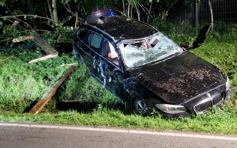 FW-DT: Alleinunfall - 5 Verletzte Personen - Foto: presseportal.de