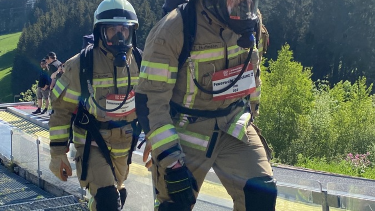 FW Konstanz: Konstanzer Treppenläufer erfolgreich bei Schanzenlauf - Foto: presseportal.de