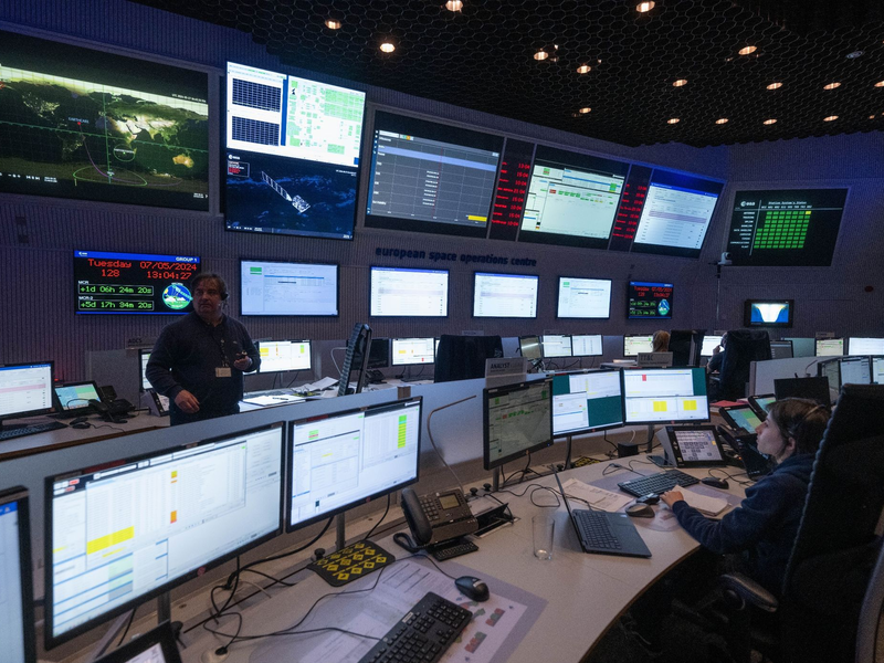 Das Satelliten-Kontrollzentrum der ESA in Darmstadt soll modernisiert werden. - Foto: Boris Roessler/dpa