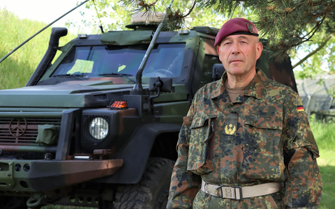 Generalmajor Dirk Faust: Seine Division steuert die Übung mit insgesamt etwa 4500 Teilnehmern in Ungarn und Rumänien. - Foto: ---/Bundeswehr/dpa