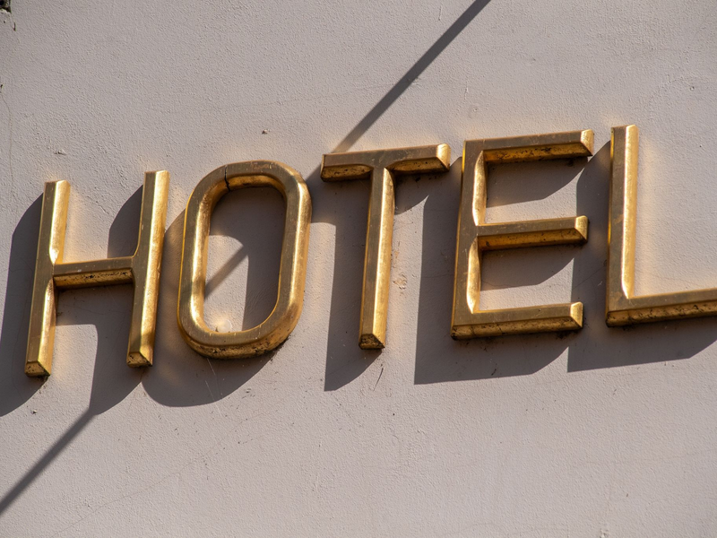 Hotels, Gasthöfe und Pensionen in Deutschland haben Rekordzahlen bei den Ăbernachtungen erzielt. - Foto: Stefan Sauer/dpa