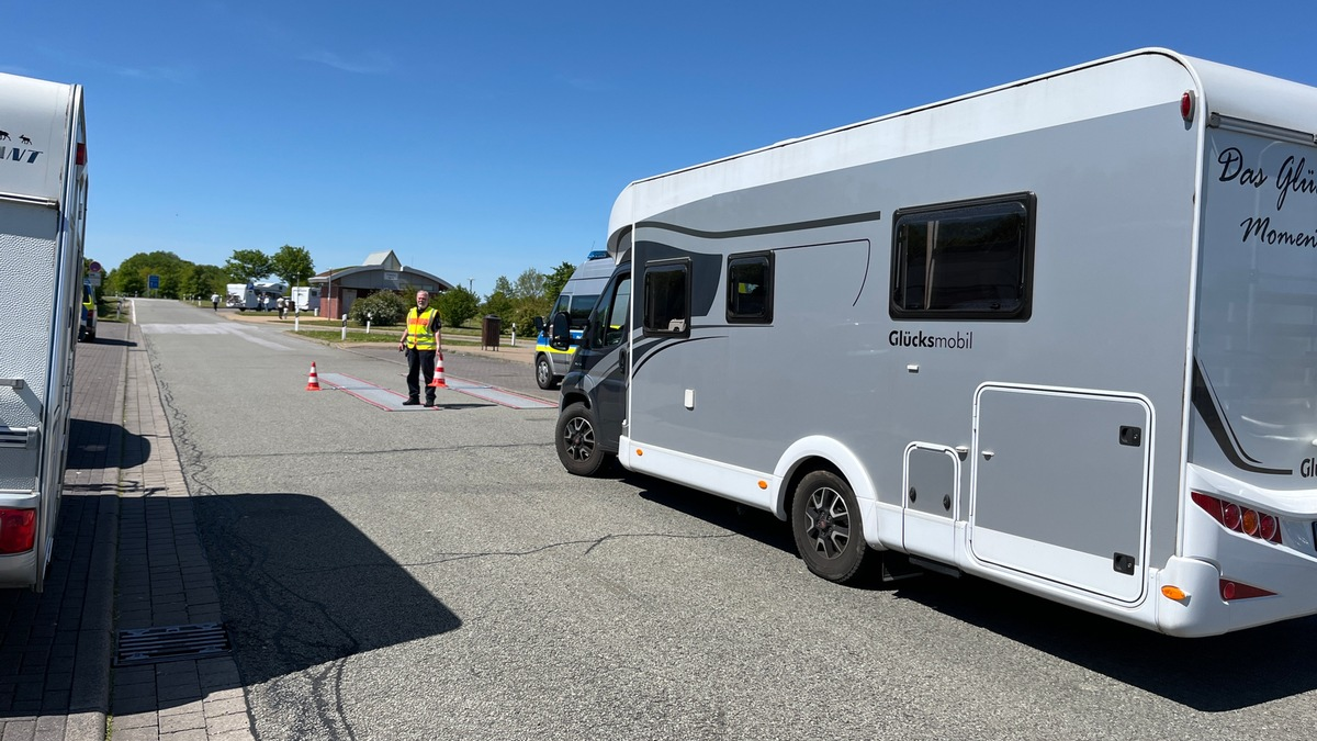 POL-HST: Verkehrskontrolle auf der Autobahn 20 verlief positiv - Foto: presseportal.de