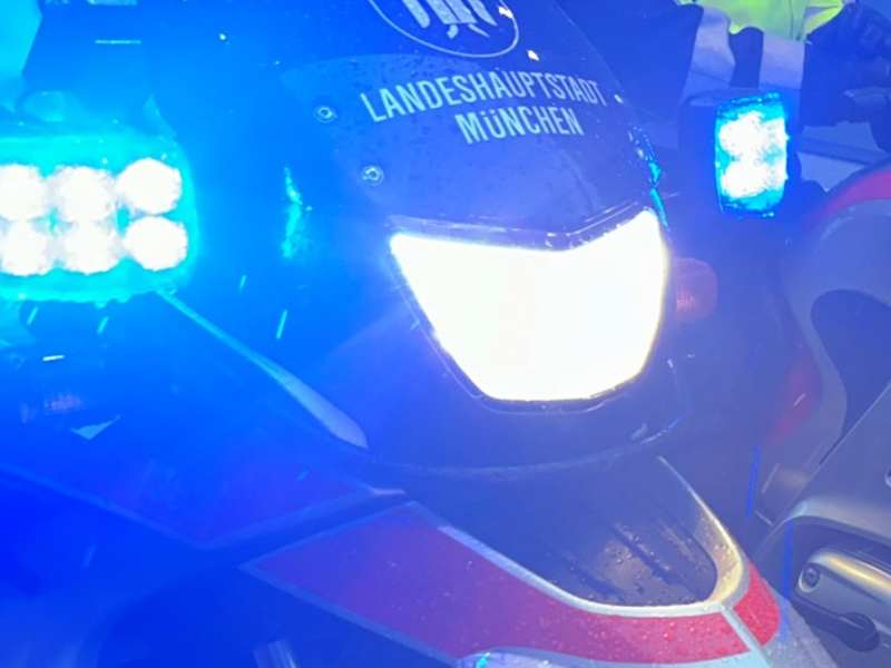 FW-M: Übung von Fahrzeugverlegungen (Stadtgebiet) - Foto: presseportal.de