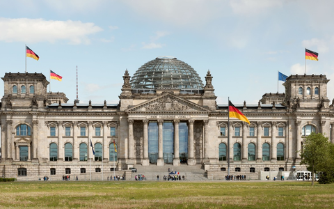 75 Jahre Grundgesetz: ZDF überträgt Staatsakt live / 3sat-Kulturzeit am Jubiläumstag ebenfalls live aus Berlin - Foto: presseportal.de