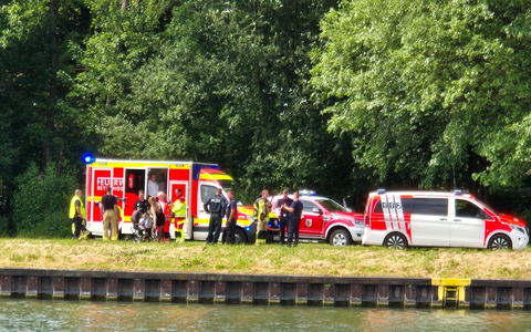 FW Datteln: Beinahe Badeunfall im Kanal sorgt für Großeinsatz - Foto: presseportal.de