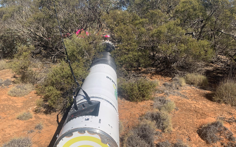 Die TrÀgerrakete SR75 des Start-ups HyImpulse ist nach ihrem Testflug in Australien wieder auf dem Weg nach Deutschland. - Foto: HyImpulse/CNC/dpa Die TrÀgerrakete SR75 des Start-ups HyImpulse ist nach ihrem Testflug in Australien wieder auf dem Weg nach Deutschland. - Foto: HyImpulse/CNC/dpa