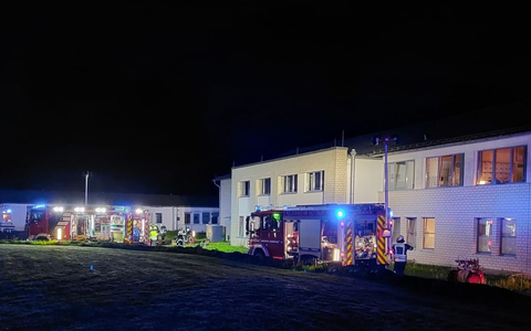 FW Marienheide: Brand auf geschlossener Station in psychiatrischer Klinik - keine Verletzten - Foto: presseportal.de