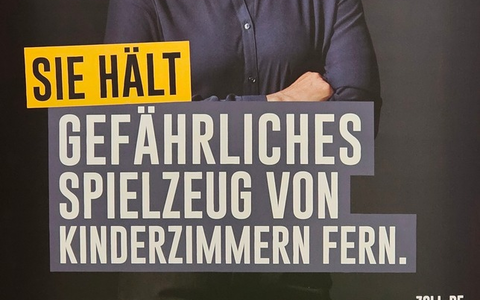 HZA-DU: Zollamt zieht gefährliches Kinderspielzeug aus dem Verkehr - über 12.000 Wasserspritzen wurden vernichtet - Foto: presseportal.de