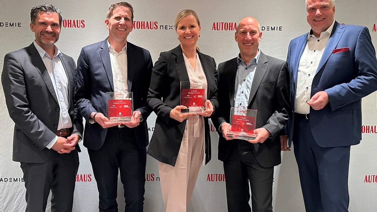 Auszeichnung für MINI Kfz-Versicherungen / VersicherungsMonitor: 