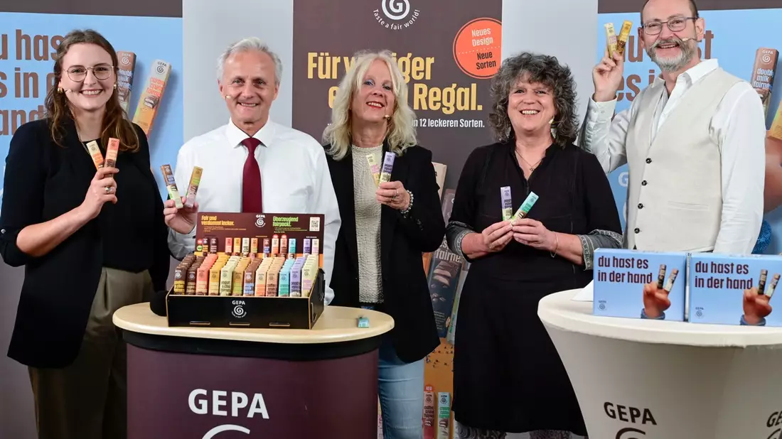 Fairer, klimagerechter, nachhaltiger - für weniger egal im Regal / Verbraucher*innen kauften 2023 für 103 Millionen Euro GEPA-Produkte / Investition in Nachhaltigkeit auch in unsicheren Zeiten - Bild: presseportal.de
