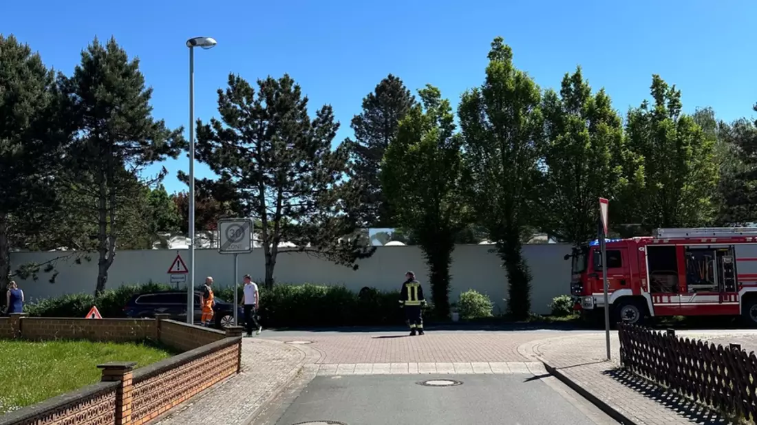 POL-HM: Polizei sucht Zeugen - 64-Jährige alleinbeteiligt mit Krad verunfallt - Bild: presseportal.de