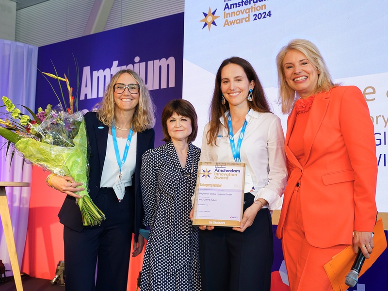 Nun auch Amsterdam und German Innovation Award: Es hagelt Preise für den ersten berührungslosen Feuchttuchspender überhaupt - Foto: presseportal.de