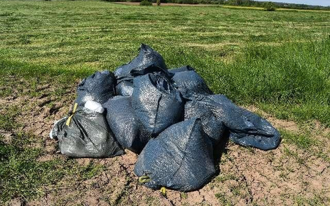 POL-NI: Steyerberg - Zeugenaufruf nach illegaler Müllentsorgung - Foto: presseportal.de