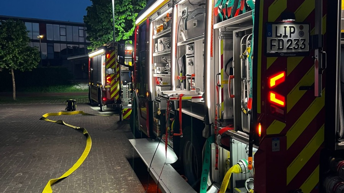 FW-DT: Feuer an Detmolder Grundschule - Foto: presseportal.de