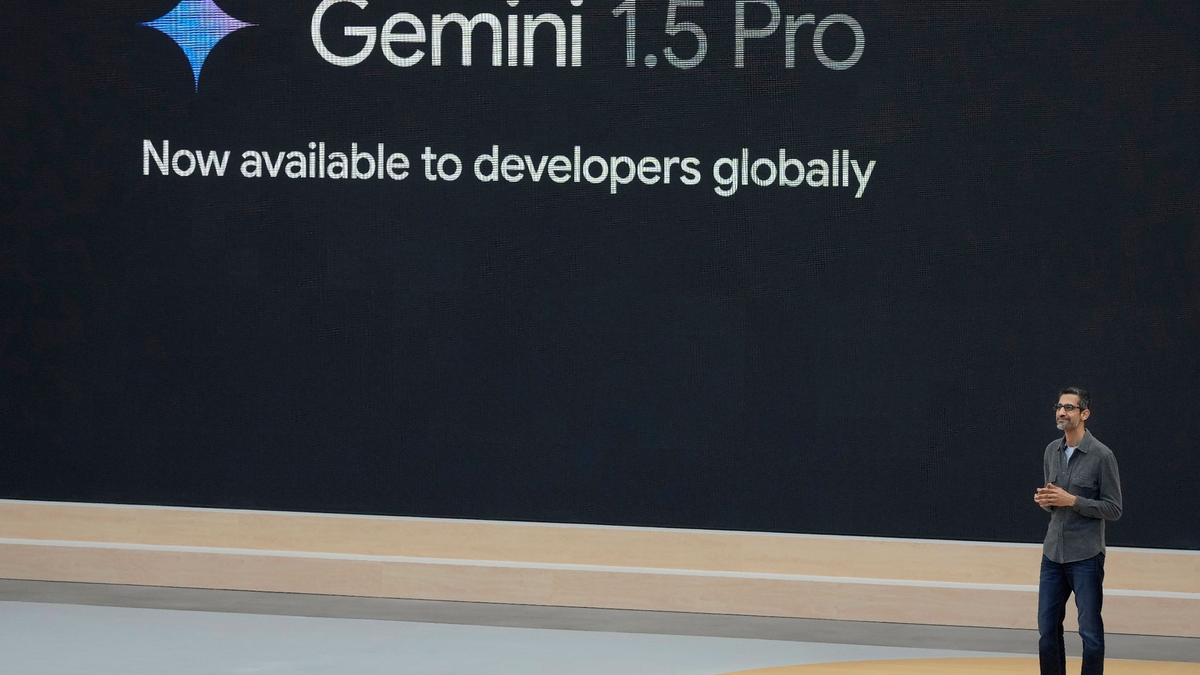 «Google Suche ist generative KI in der Dimension der menschlichen Neugierde», sagt Sundar Pichai, CEO von Google und Alphabet. - Foto: Jeff Chiu/AP/dpa