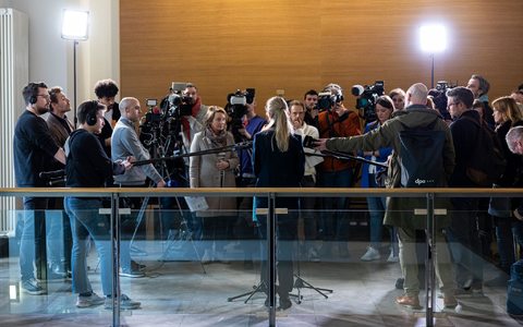 Christian B. werden drei Fälle schwerer Vergewaltigung und zwei Fälle des sexuellen Missbrauchs von Kindern in Portugal vorgeworfen. - Foto: Michael Matthey/dpa