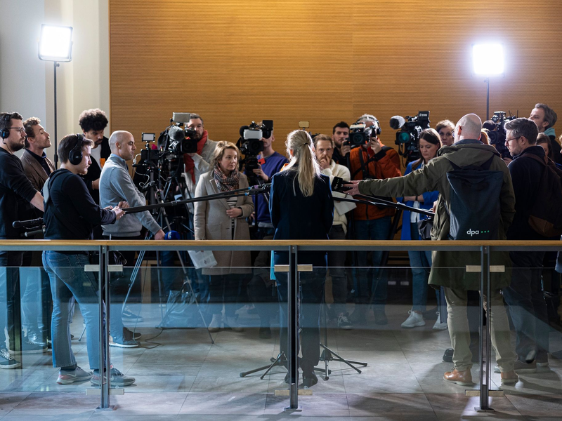 Christian B. werden drei Fälle schwerer Vergewaltigung und zwei Fälle des sexuellen Missbrauchs von Kindern in Portugal vorgeworfen. - Foto: Michael Matthey/dpa