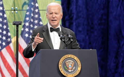US-Präsident Joe Biden nennt Donald Trump einen «Verlierer». - Foto: Mariam Zuhaib/AP/dpa