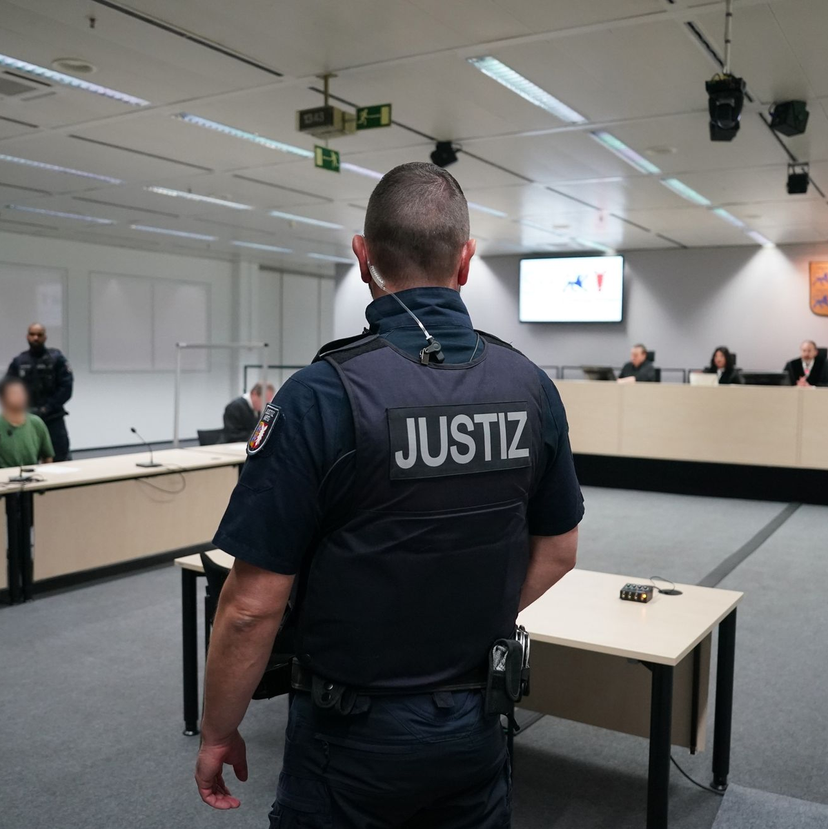 Der Angklagte Ibrahim A. ist zu einer lebenslangen Freiheitsstrafe verurteilt worden. - Foto: Marcus Brandt/Pool dpa/dpa