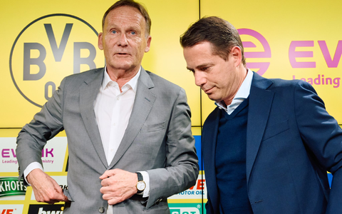 Lars Ricken (r) hat am 1. Mai die Nachfolge von Hans-Joachim Watzke als BVB-Sportchef angetreten. - Foto: Bernd Thissen/dpa Lars Ricken (r) hat am 1. Mai die Nachfolge von Hans-Joachim Watzke als BVB-Sportchef angetreten. - Foto: Bernd Thissen/dpa