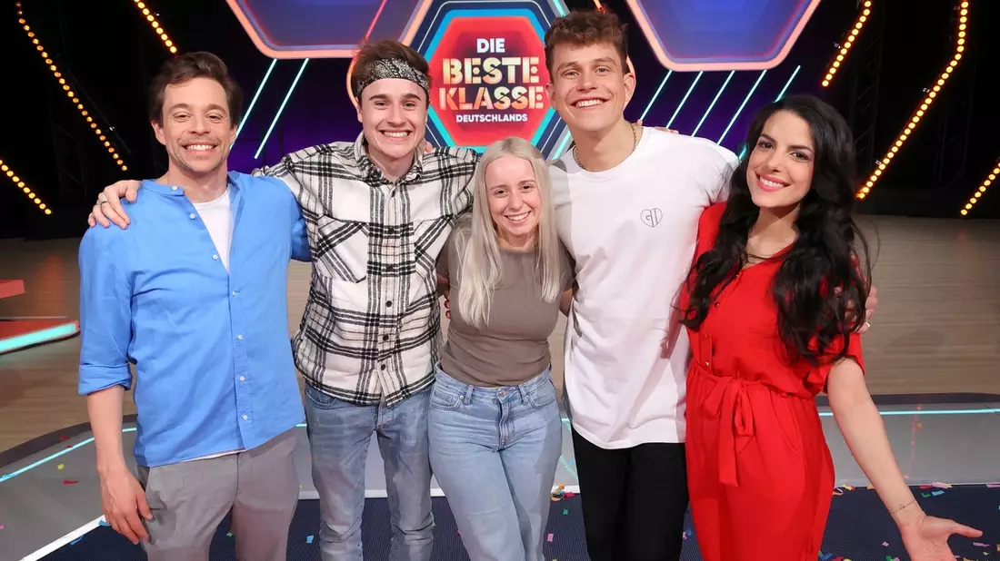 Die beste Klasse Deutschlands - Frühjahrsstaffel 2024: Welche Schulklasse gewinnt das Superfinale? / Finalshow am 18. Mai 2024 im Ersten mit Fabian Baggeler, Maria Ziffy und Gregor Hägele - Bild: presseportal.de