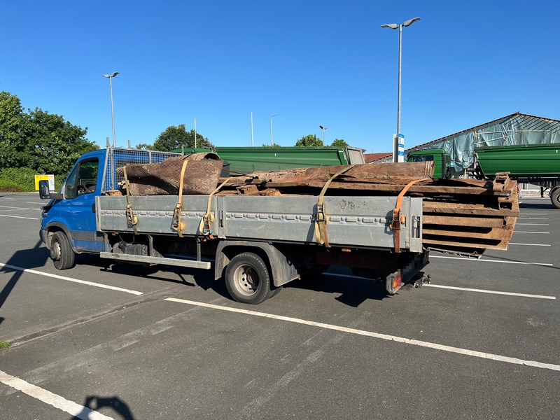 POL-ME: Erheblich überladen: Polizei zieht Lkw aus dem Verkehr - Mettmann - 2405053 - Foto: presseportal.de