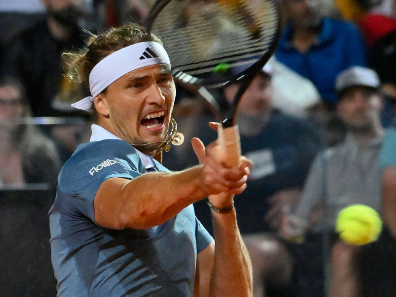 Steht beim Turnier in Rom im Halbfinale: Alexander Zverev. - Foto: Antonietta Baldassarre/AP/dpa