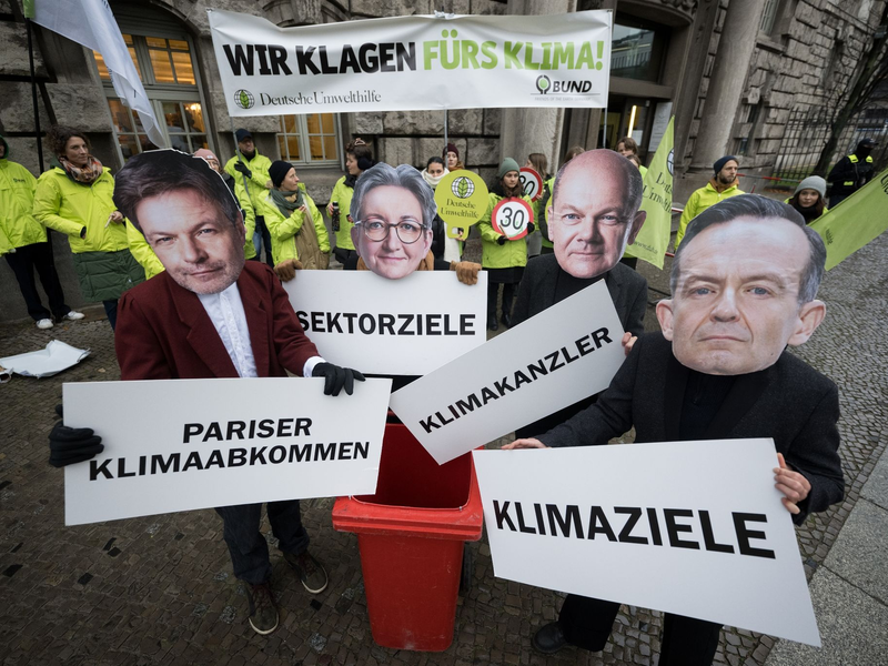 Im November 2023 hatte das OVG Berlin-Brandenburg geurteilt, dass die Regierung ein Klima-Sofortprogramm in den Sektoren Verkehr und Gebäude auflegen muss. - Foto: Sebastian Gollnow/dpa