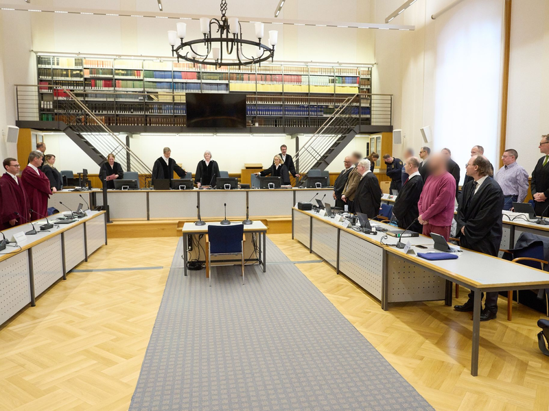 Der Saal 120 des Oberlandesgerichts Koblenz war der Ort des Verfahrens. (Archivbild) - Foto: Thomas Frey/dpa POOL/dpa