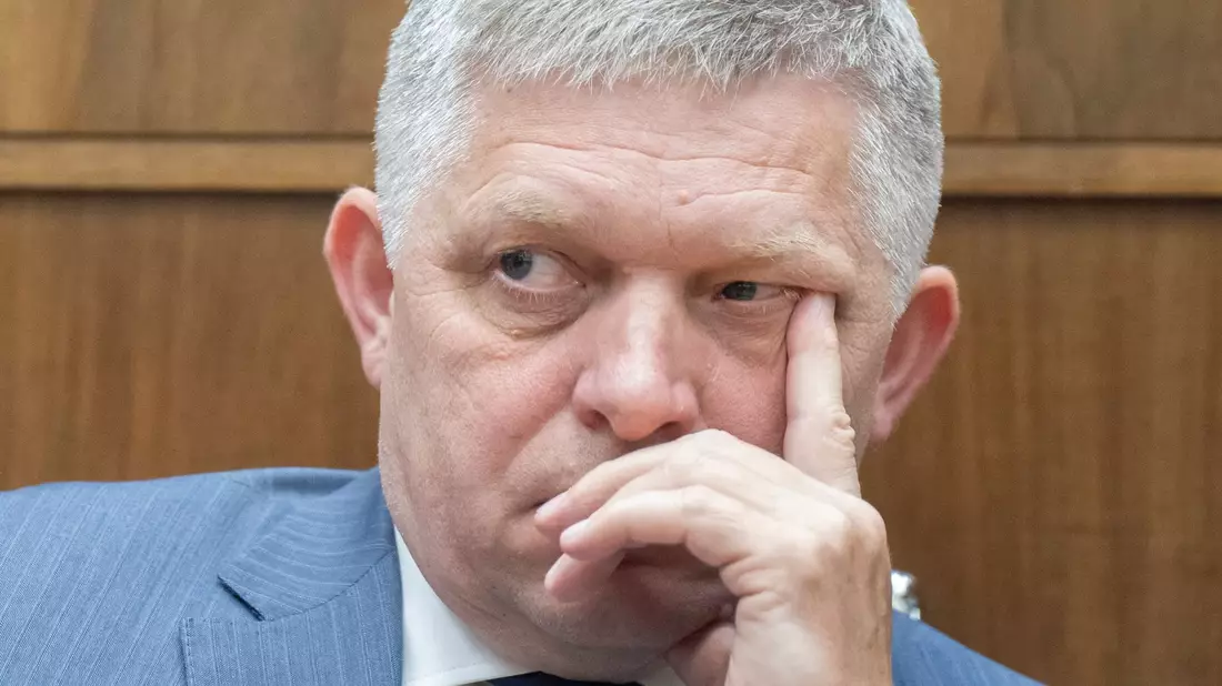 Robert Fico ist beliebt - polarisiert aber zugleich wie kaum ein anderer (Archivbild). - Bild: Martin Baumann/tasr/dpa