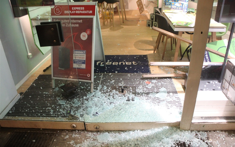 POL-NE: Einbrecher erbeuten Mobiltelefone - Foto: presseportal.de