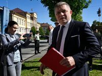 Der slowakische Premierminister Robert Fico ist nach dem Attentat auf ihn außer Lebensgefahr. - Foto: Radovan Stoklasa/TASR/dpa