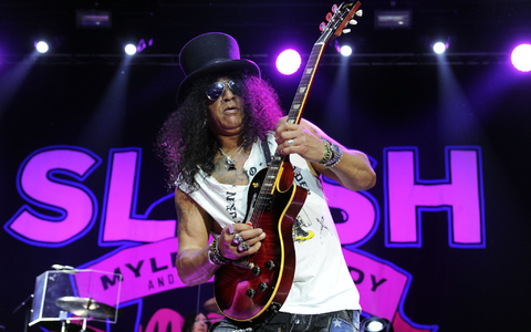 «Gitarren-Ikone Slash: «Was ich mache, mache ich vor allem für mich.» - Foto: Herbert P. Oczeret/apa/dpa