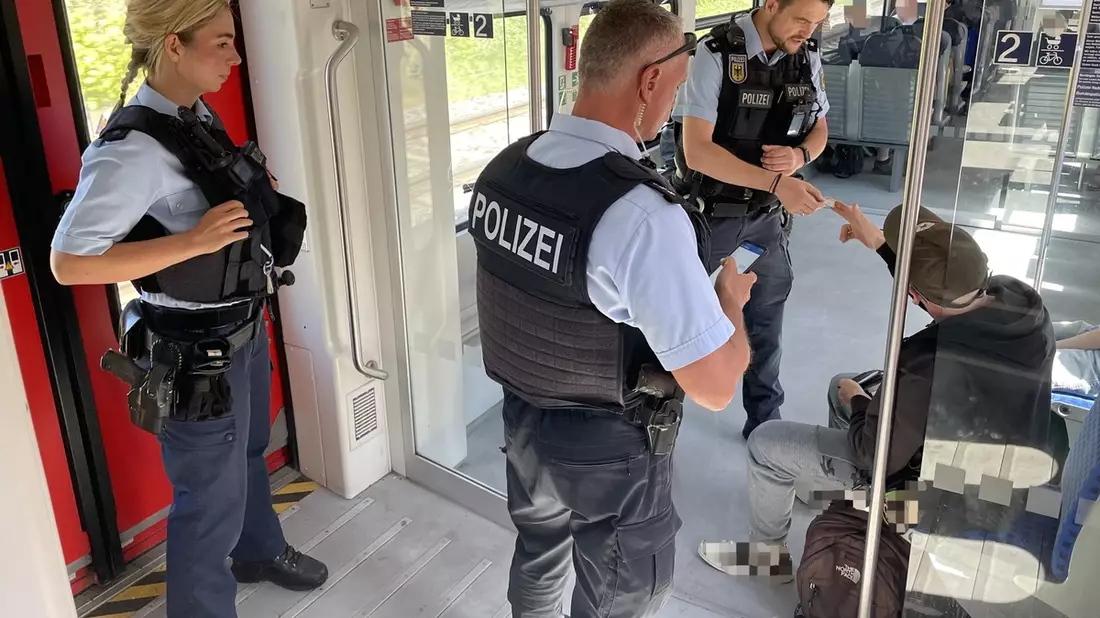 BPOLI MD: Gemeinsamer bundesländerübergreifender Fahndungseinsatz der Bundespolizeiinspektionen Hannover und Magdeburg - Bild: presseportal.de