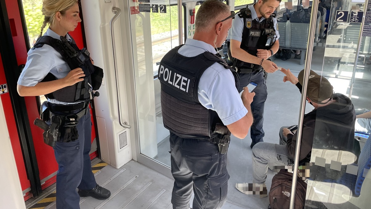 BPOLI MD: Gemeinsamer bundesländerübergreifender Fahndungseinsatz der Bundespolizeiinspektionen Hannover und Magdeburg - Foto: presseportal.de