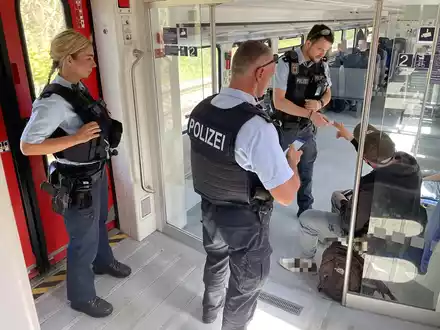 BPOLI MD: Gemeinsamer bundesländerübergreifender Fahndungseinsatz der Bundespolizeiinspektionen Hannover und Magdeburg - Foto: presseportal.de