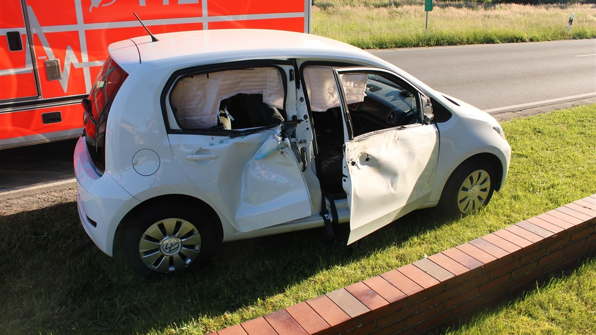 POL-MI: Überholt und seitlich kollidiert - Foto: presseportal.de