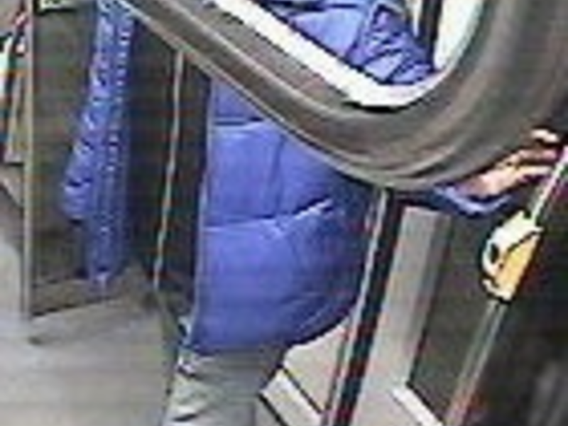 LPI-EF: Öffentlichkeitsfahndung nach zwei Räubern - Foto: presseportal.de