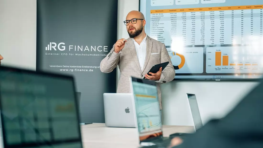 Die Lösung aller Liquiditätsprobleme? Externer CFO klärt auf, was es mit dem Factoring auf sich hat - und wer wirklich davon profitiert - Bild: presseportal.de