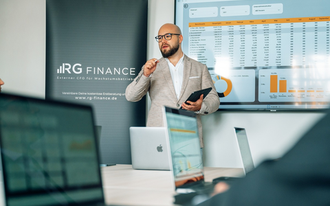 Die Lösung aller Liquiditätsprobleme? Externer CFO klärt auf, was es mit dem Factoring auf sich hat - und wer wirklich davon profitiert - Foto: presseportal.de