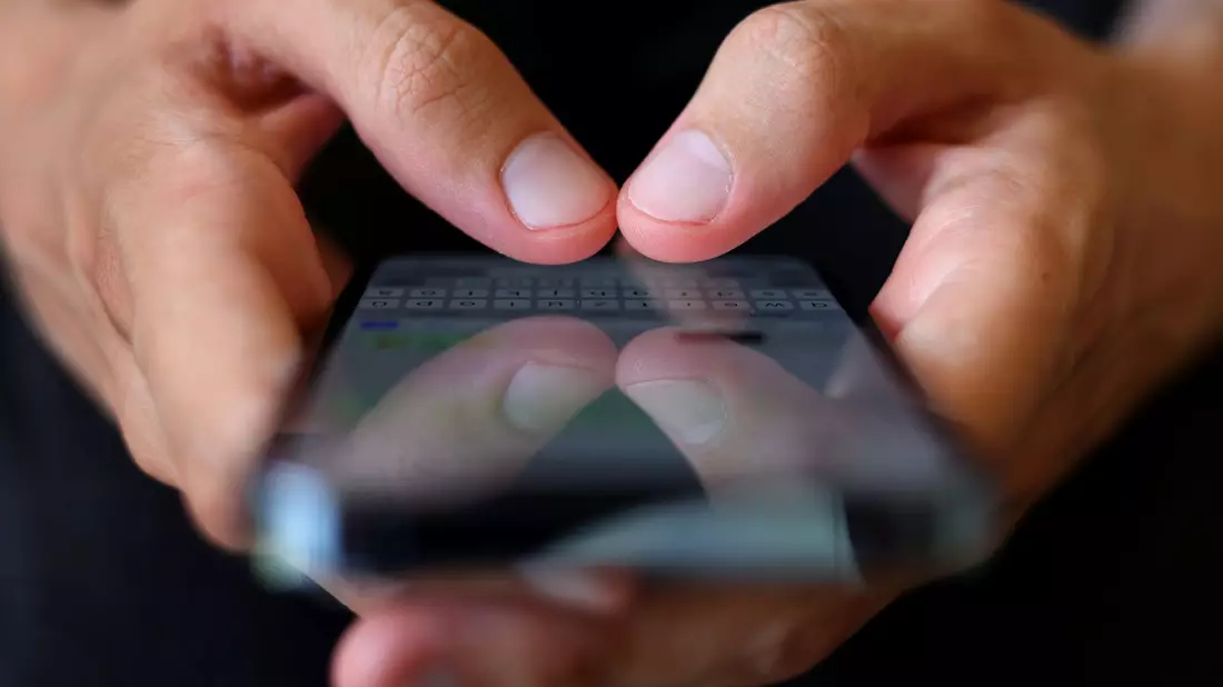 Betrug oder doch echte Nachricht von der Bank? Viele haben einer Umfrage zufolge Schwierigkeiten, Phishing-Mails zu erkennen. - Bild: Karl-Josef Hildenbrand/dpa