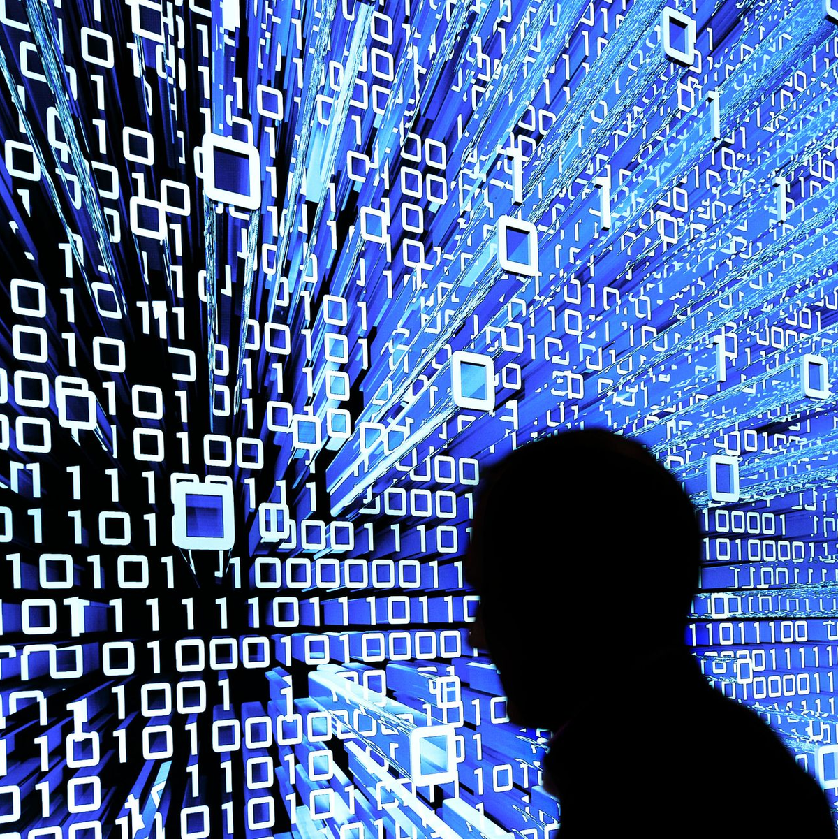 Bei Chatbots in der Medizin ist Vorsicht geboten. (Symbolbild) - Foto: Peter Steffen/dpa