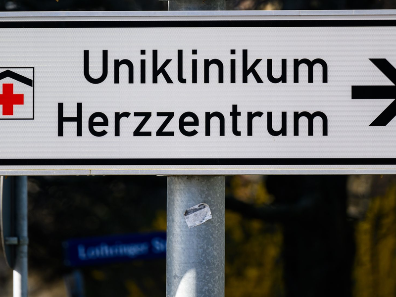 Der Klinikatlas soll Fallzahlen zu Behandlungen an Hunderten Kliniken bereitstellen. - Foto: Robert Michael/dpa