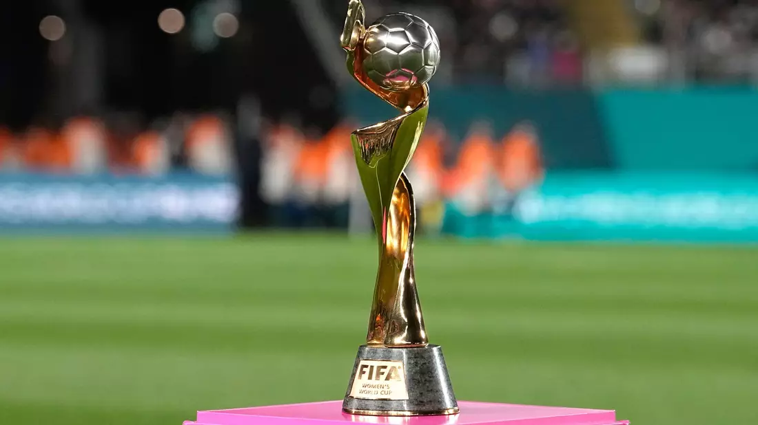 Die Fußball-WM der Frauen findet 2027 in Brasilien statt. - Bild: Abbie Parr/AP/dpa
