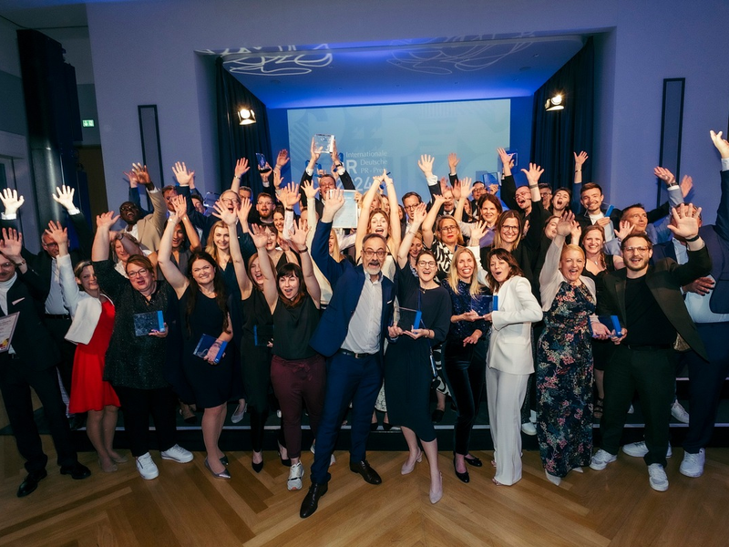 Berufsverband setzt Zeichen für Demokratie - Foto: presseportal.de
