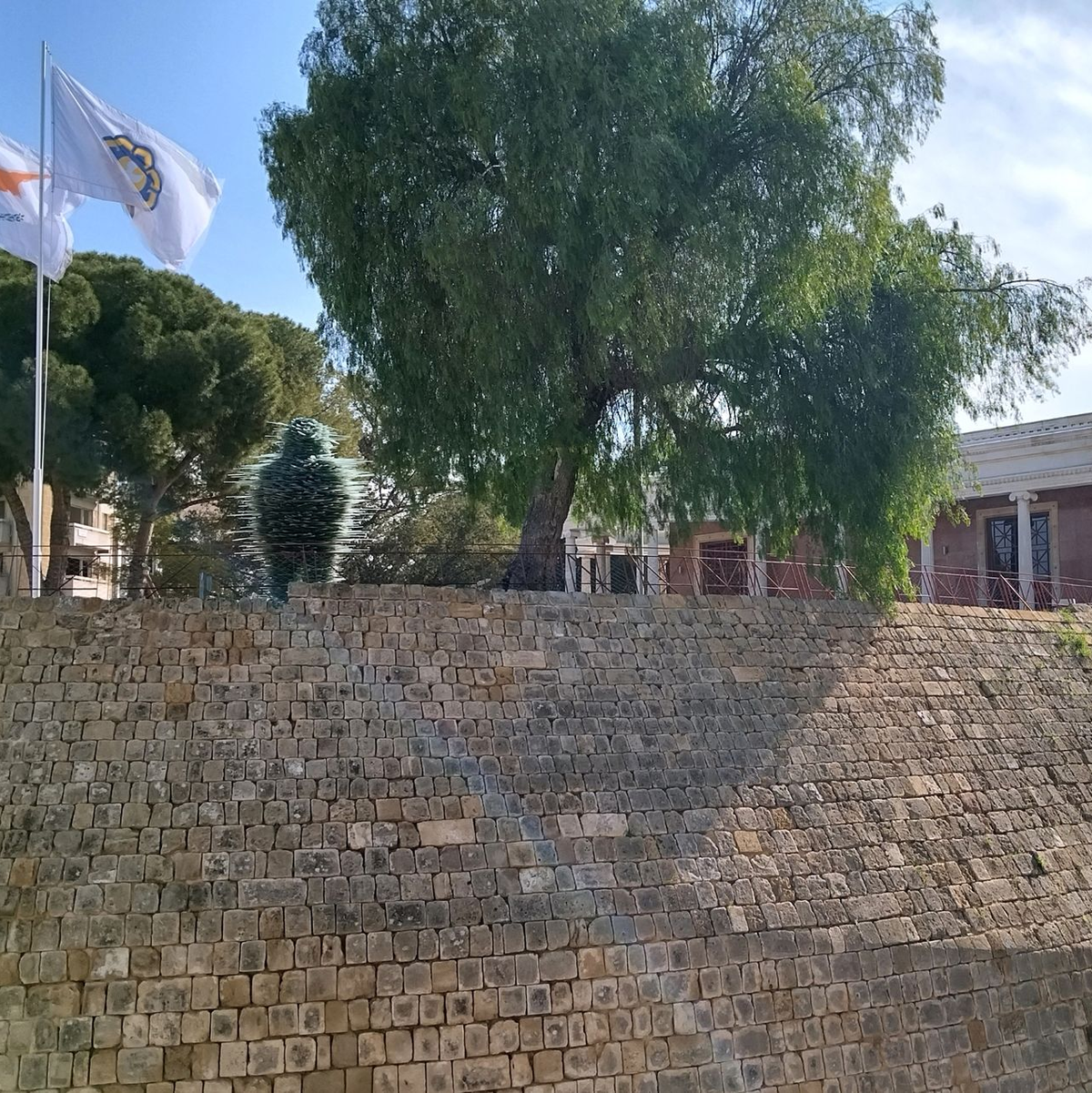 Der EU-Ratsvorsitz hat für viele Zyprer hohe Symbolkraft. (Archivbild) - Foto: Takis Tsafos/dpa