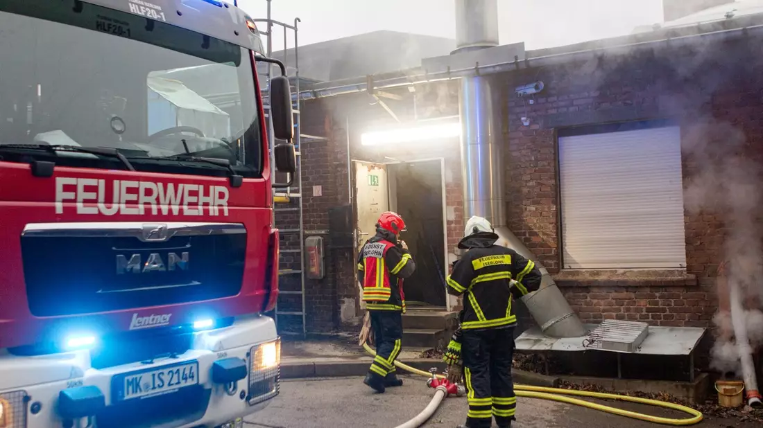 FW-MK: Rauchentwicklung im Industriebetrieb - Bild: presseportal.de
